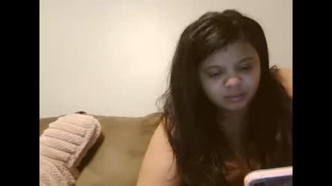 Snapshot of beautyloves chatting on 02-03-25, 02:34 Beauty online show from 02-03-25, 02:34