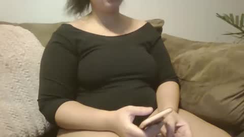 Snapshot of beautyloves chatting on 02-26-25, 08:54 Beauty online show from 02-26-25, 08:54