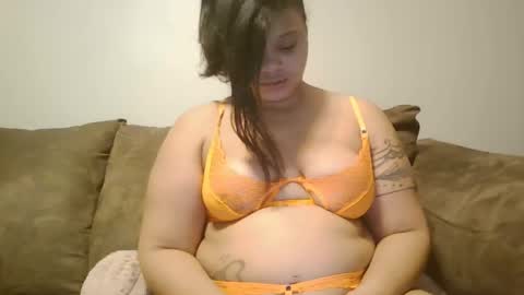 Snapshot of beautyloves chatting on 02-27-25, 07:26 Beauty online show from 02-27-25, 07:26