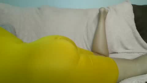 Snapshot of beautyloves chatting on 09-21-25, 02:08 Beauty online show from 09-21-25, 02:08