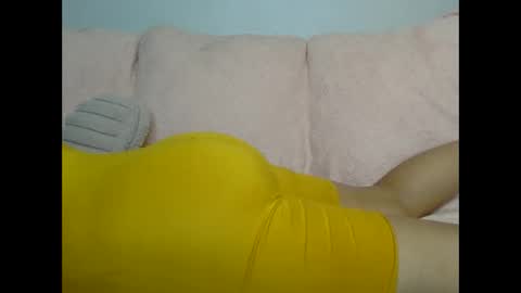 Snapshot of beautyloves chatting on 09-22-25, 02:13 Beauty online show from 09-22-25, 02:13