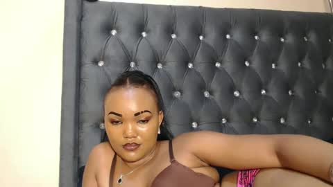 Snapshot of beautystar12 chatting on 12-20-24, 11:16 beautystar12 online show from 12-20-24, 11:16