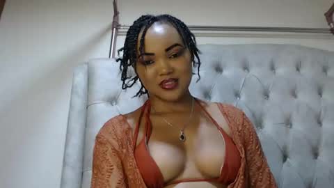 Snapshot of beautystar12 chatting on 01-16-25, 07:31 beautystar12 online show from 01-16-25, 07:31