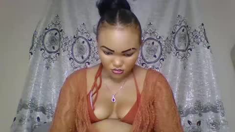 Snapshot of beautystar12 chatting on 03-01-25, 06:43 beautystar12 online show from 03-01-25, 06:43