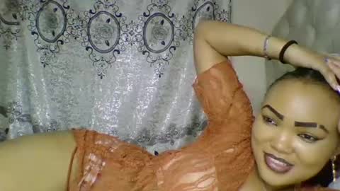 Snapshot of beautystar12 chatting on 03-04-25, 08:05 beautystar12 online show from 03-04-25, 08:05