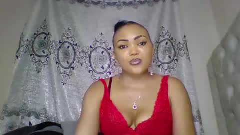 Snapshot of beautystar12 chatting on 03-09-25, 07:59 beautystar12 online show from 03-09-25, 07:59