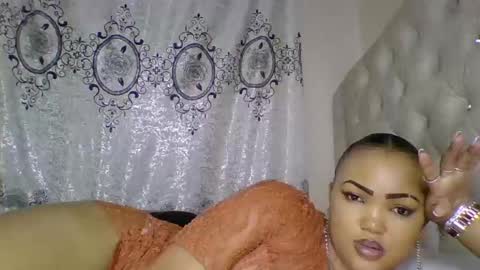 Snapshot of beautystar12 chatting on 03-10-25, 11:38 beautystar12 online show from 03-10-25, 11:38