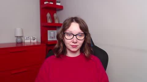 Zoe online show from 12-30-24, 06:20