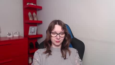 Zoe online show from 03-05-25, 06:33