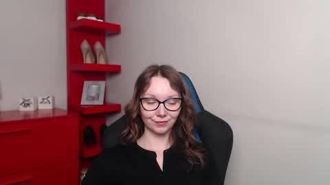 Zoe online show from 03-06-25, 07:57