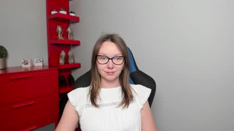 Zoe online show from 09-16-25, 05:30