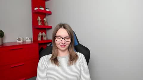 Zoe online show from 10-01-25, 05:46