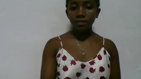 Snapshot of beavenue chatting on 11-06-25, 04:46 beavenue online show from 11-06-25, 04:46