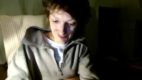 Snapshot of bebacksooon chatting on 12-01-24, 08:09 Raluca online show from 12-01-24, 08:09