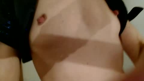 Snapshot of bebacksooon chatting on 02-27-26, 10:43 Raluca online show from 02-27-26, 10:43