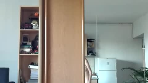 Raluca online show from 06-26-26, 05:17