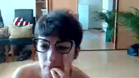 Raluca online show from 07-30-26, 11:42