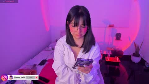 Snapshot of becca_be_ chatting on 07-09-26, 04:16 Becca is here online show from 07-09-26, 04:16