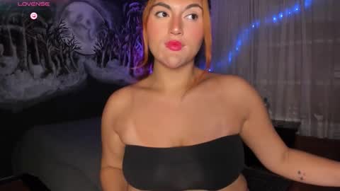 Snapshot of becca_diamond chatting on 10-13-25, 02:22 Rebecca online show from 10-13-25, 02:22