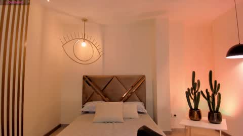 Am Becca online show from 10-08-25, 07:44