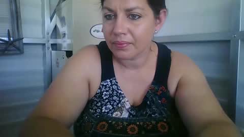 Snapshot of beccabee37 chatting on 03-11-26, 02:56 beccabee37 online show from 03-11-26, 02:56