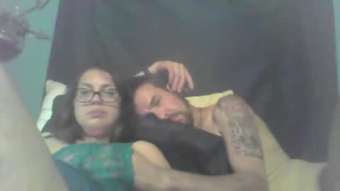 Snapshot of beccabee37 chatting on 03-14-26, 04:29 beccabee37 online show from 03-14-26, 04:29