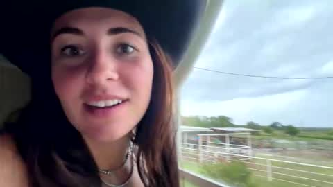 beccaraexoxo online show from 05-27-26, 12:29