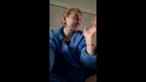 Snapshot of beckixjewelx chatting on 03-17-26, 10:07 BeckiXJewelX online show from 03-17-26, 10:07