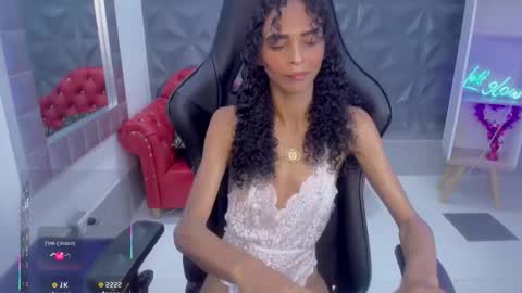 Snapshot of becky_lynch_102 chatting on 01-11-26, 11:37 becky_lynch_102 online show from 01-11-26, 11:37