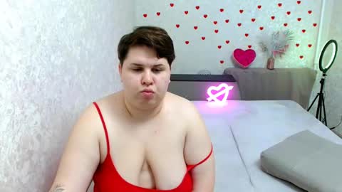 BeckyAndEllen online show from 03-03-25, 09:05