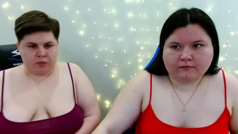 BeckyAndEllen online show from 04-15-26, 04:25