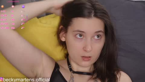 BeckyMartens come join me on    while im offline here  online show from 02-08-26, 04:38