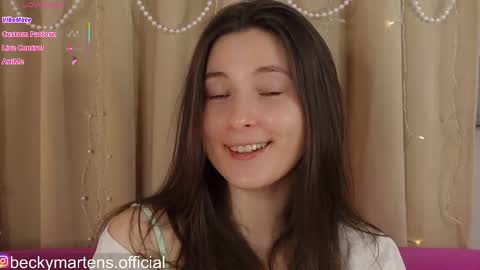 BeckyMartens come join me on    while im offline here  online show from 06-07-26, 04:27