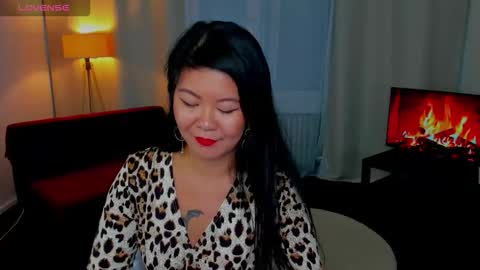 Snapshot of beckysunday chatting on 10-17-25, 06:16 beckysunday online show from 10-17-25, 06:16