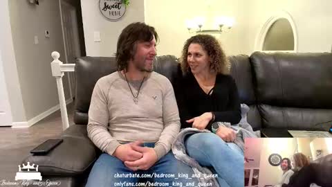 Snapshot of bedroom_king_and_queen chatting on 11-21-25, 01:37 Bedroom king and queen online show from 11-21-25, 01:37