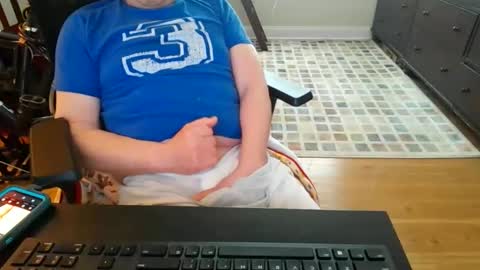 Bedwetboys online show from 04-19-26, 02:49