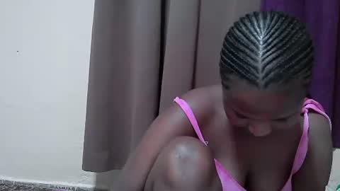 Snapshot of bee_arrie chatting on 10-04-25, 10:35 nasha online show from 10-04-25, 10:35