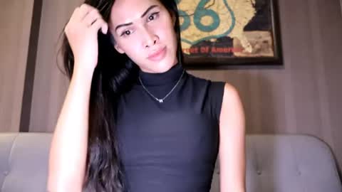 Snapshot of bee_thai chatting on 07-23-26, 03:10 bee_thai online show from 07-23-26, 03:10