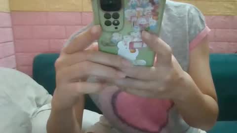 beebaby_xx online show from 10-11-25, 03:17