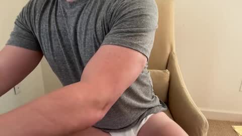 Snapshot of beefy_greg chatting on 11-18-25, 08:46 Beefy Greg online show from 11-18-25, 08:46