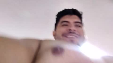 Snapshot of beefypecs_10 chatting on 03-18-26, 01:36 Criss2fer online show from 03-18-26, 01:36