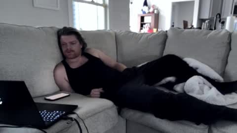 beeizzy15 online show from 12-10-24, 04:38