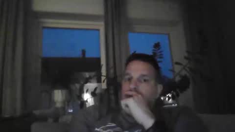 Snapshot of beejee88 chatting on 02-27-26, 05:13 beejee88 online show from 02-27-26, 05:13