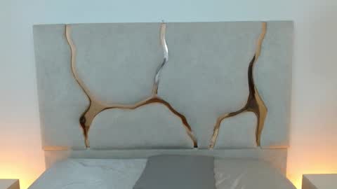 BELLA online show from 10-09-25, 02:59