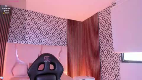 BELLA online show from 04-16-26, 12:17