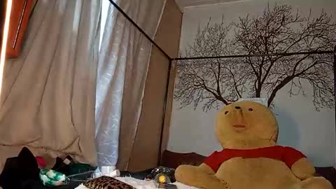 beencee2 online show from 11-23-25, 02:17