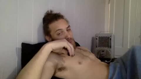 Snapshot of beenduckedoff chatting on 12-05-25, 05:09 beenduckedoff online show from 12-05-25, 05:09