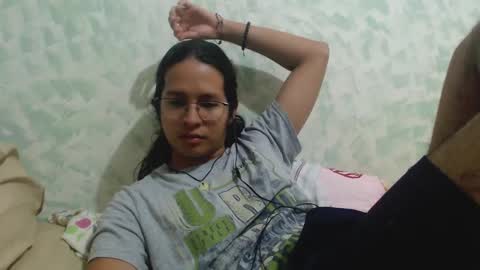 Snapshot of beentage chatting on 12-23-24, 05:28 Alex online show from 12-23-24, 05:28