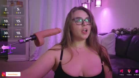 Snapshot of beesosleepy chatting on 05-06-26, 03:46 Lily Bee online show from 05-06-26, 03:46
