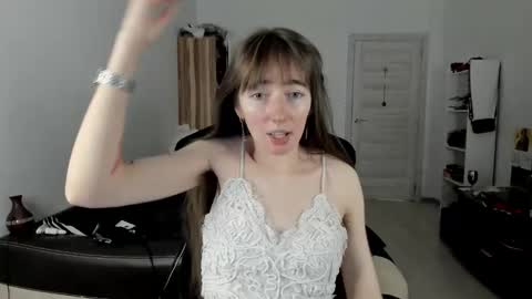 Snapshot of bekkareyes chatting on 11-20-25, 05:12 bekka online show from 11-20-25, 05:12